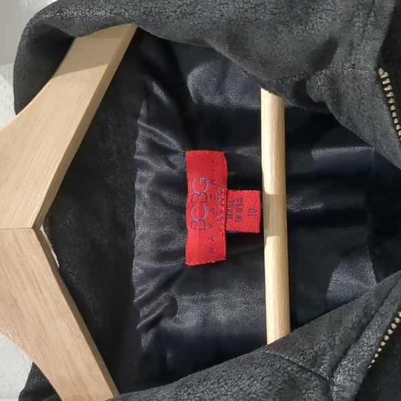 BCBG faux leather jacket - Picture 2 of 4